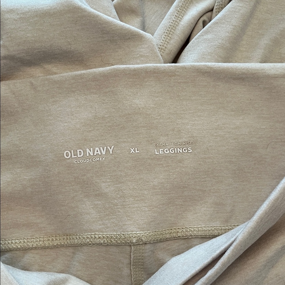 Old Navy CloudComfy Leggings - Picture 2 of 3